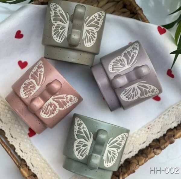 photo_2025-10-11_14-27-55 مج بورسلين بتصميم فراشة أنيق